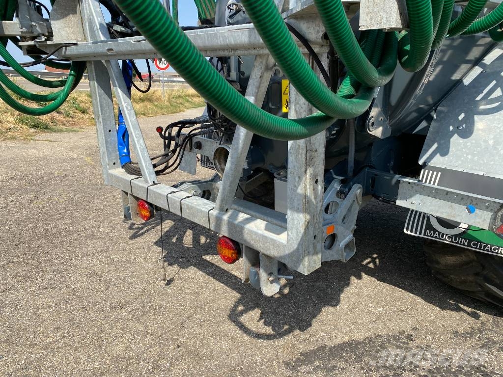 Mauguin MISTRAL 11/JUROP DL180 1er Main endommagé صهاريج الملاط