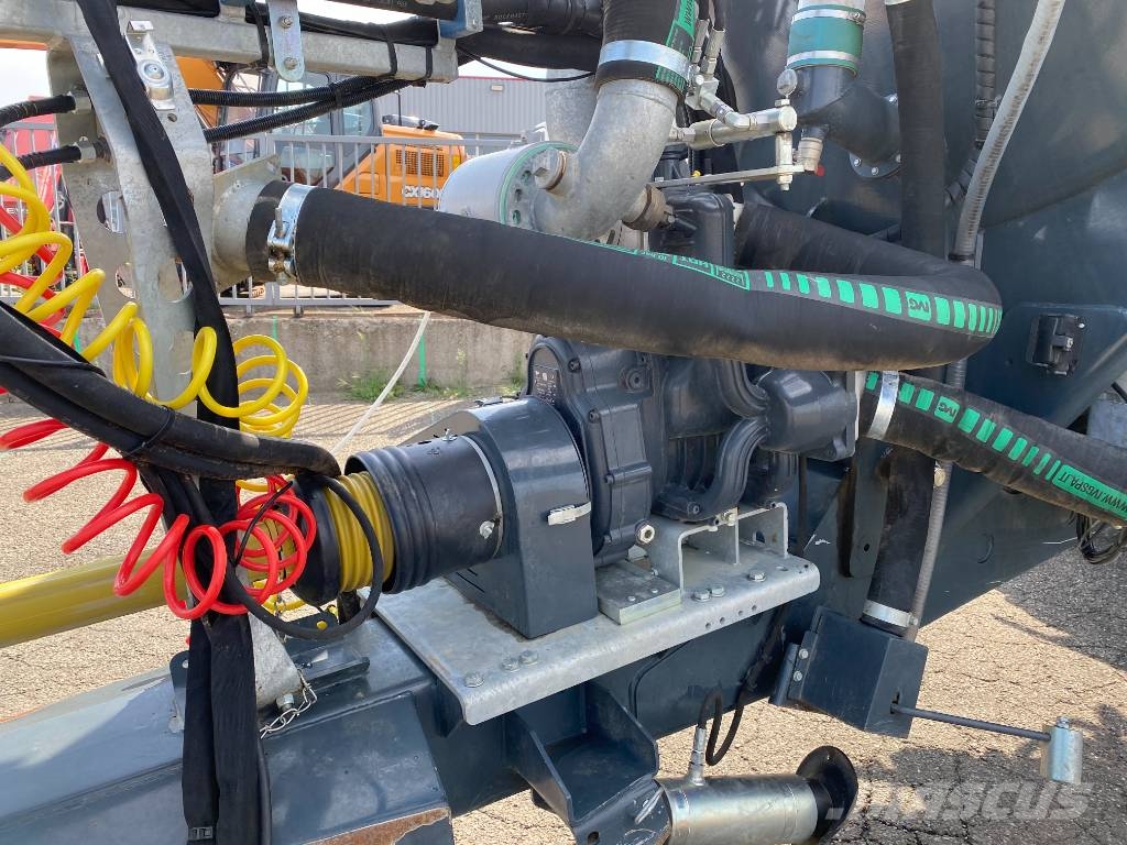 Mauguin MISTRAL 11/JUROP DL180 1er Main endommagé صهاريج الملاط