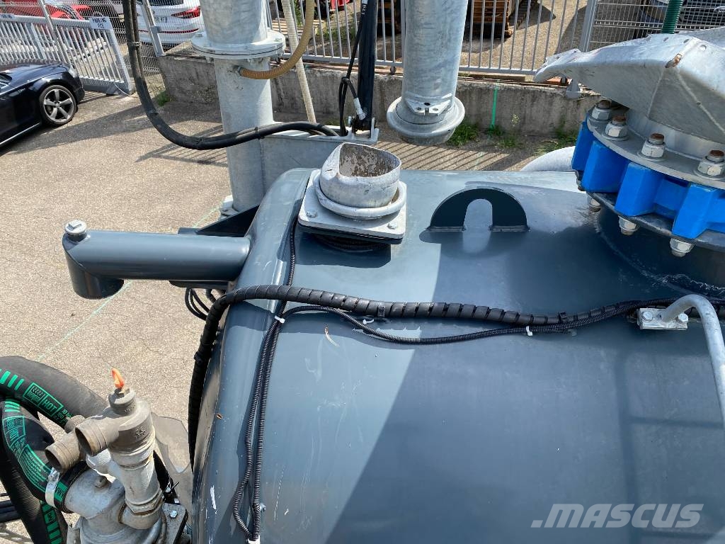 Mauguin MISTRAL 11/JUROP DL180 1er Main endommagé صهاريج الملاط