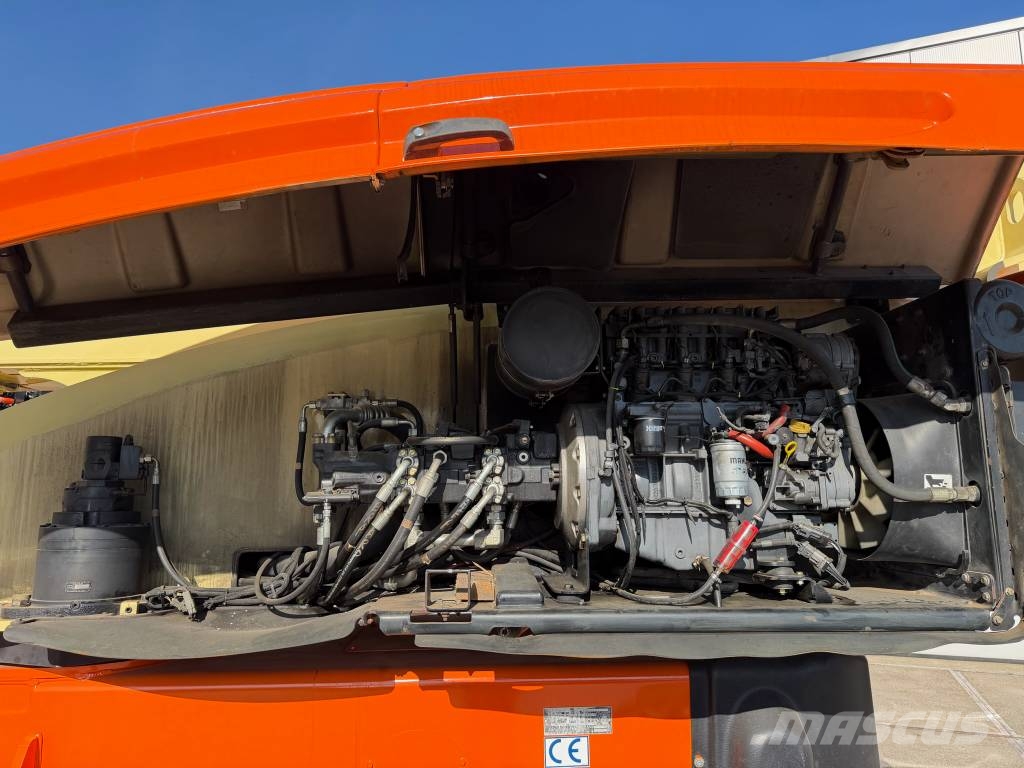 JLG 1350 SJP 4x4x4 DIESEL Telescoophoogwerkers