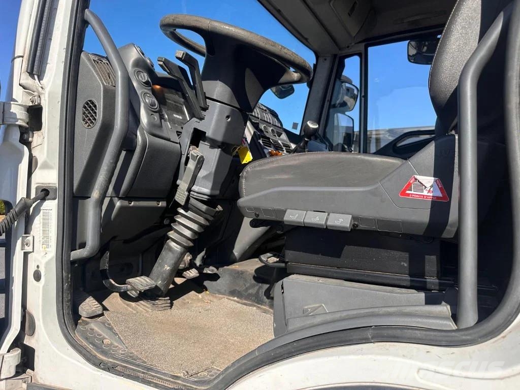 Iveco 120E18 182CPM LKW-Arbeitsbühnen