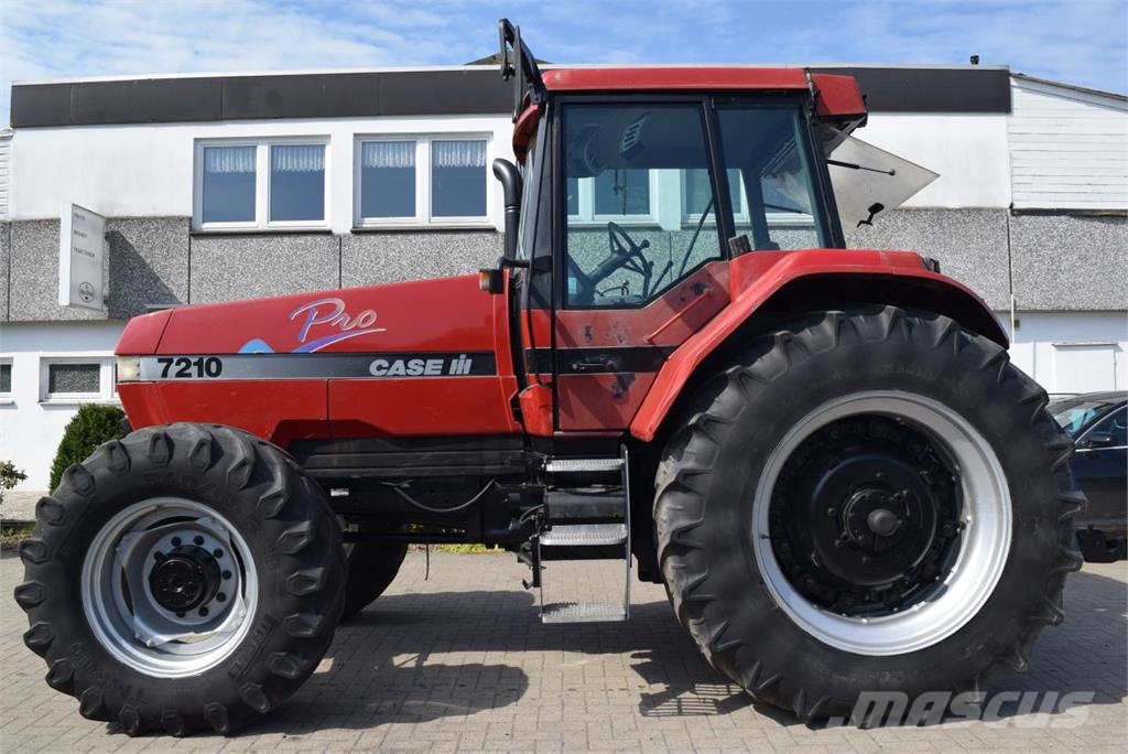 Case IH 7220 Magnum Pro الجرارات