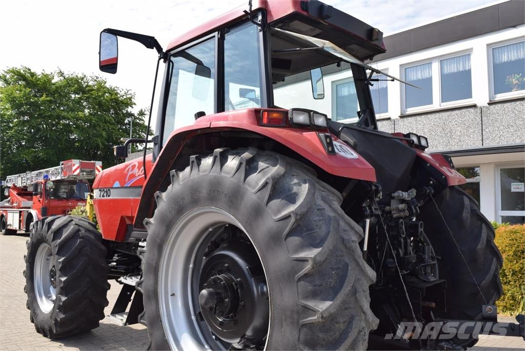 Case IH 7220 Magnum Pro الجرارات