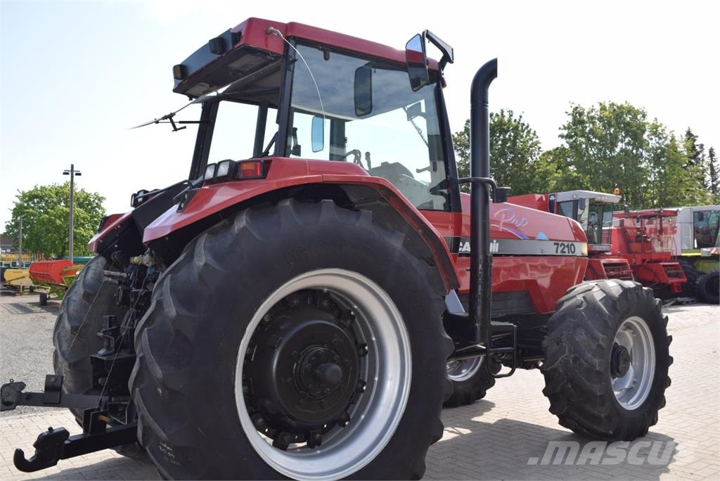 Case IH 7220 Magnum Pro الجرارات