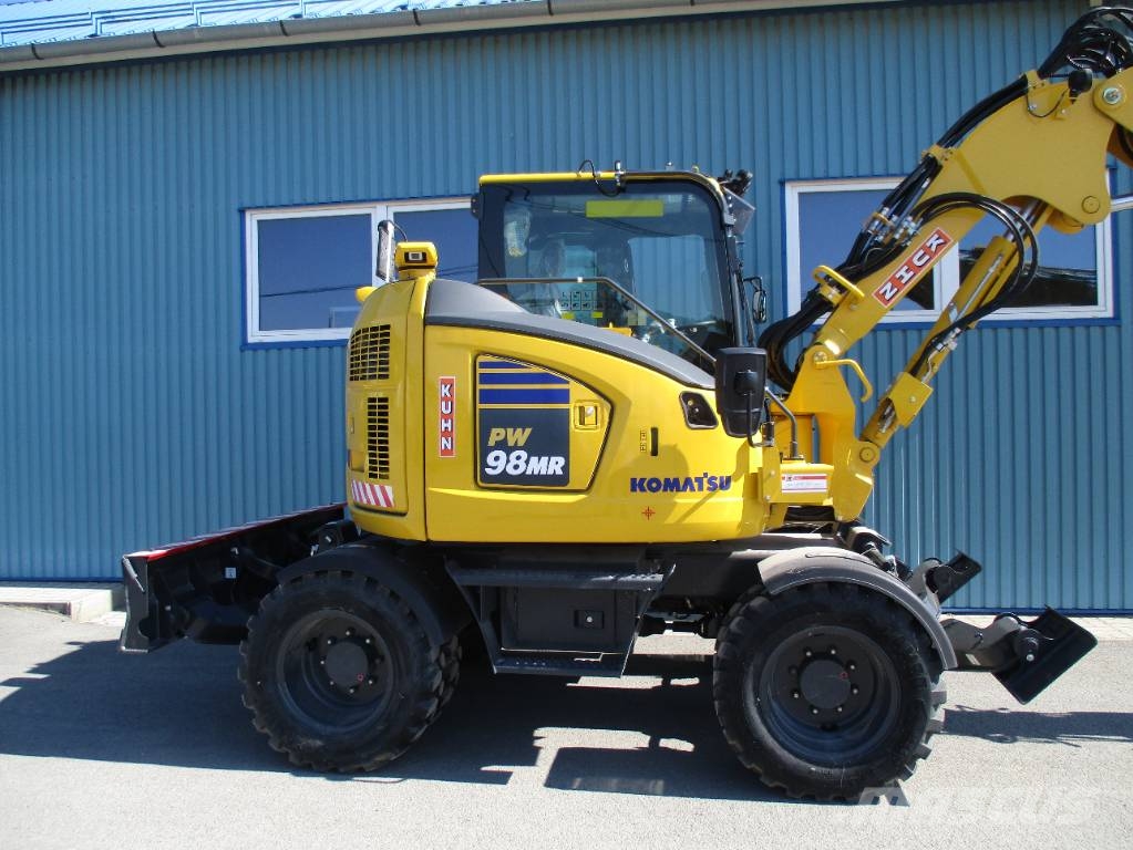 Komatsu PW 98 MR-11 EO Excavatoare cu roti
