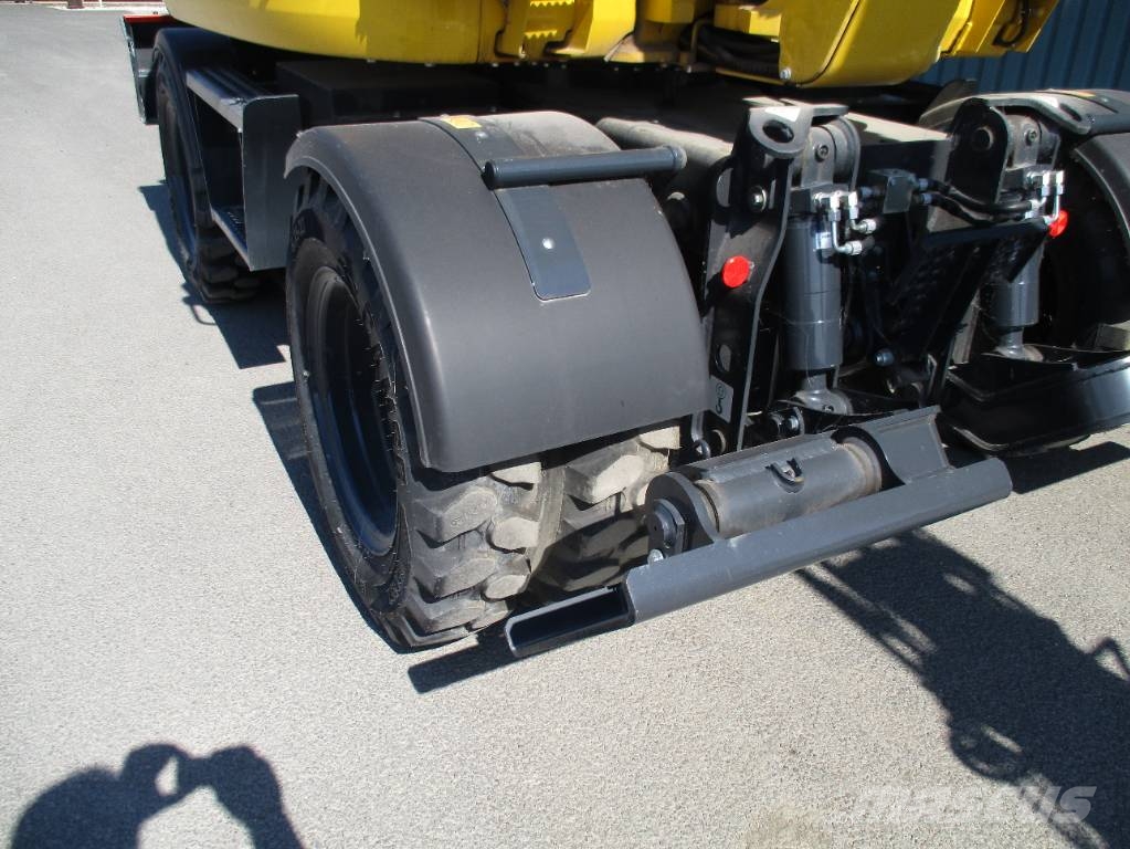 Komatsu PW 98 MR-11 EO Excavatoare cu roti