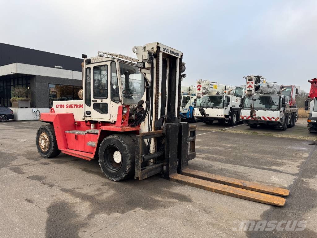 Svetruck 13.6-120 Dīzeļa autoiekrāvēji