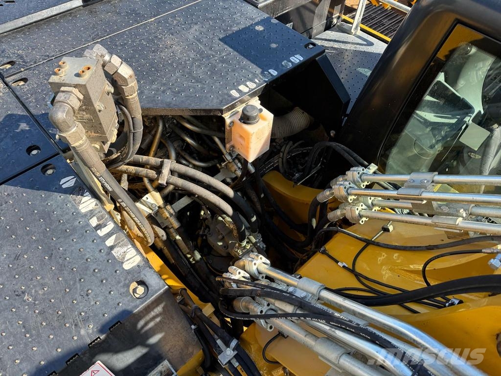 Liebherr R926NLC Εκσκαφείς με ερπύστριες