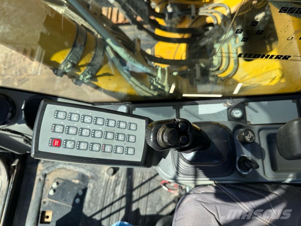 Liebherr R926NLC Εκσκαφείς με ερπύστριες