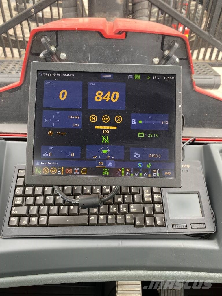 Komatsu 855 Kuormatraktorit