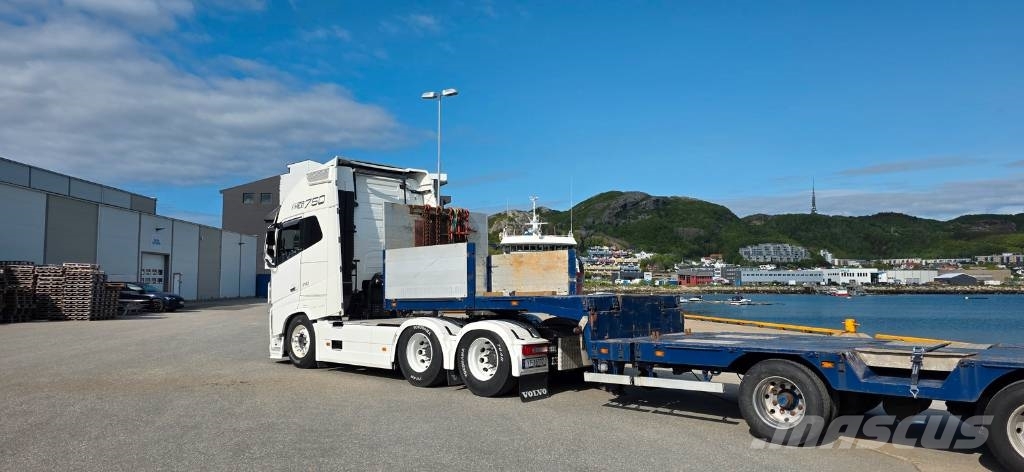 Volvo FH 16 750 平板栏板货车