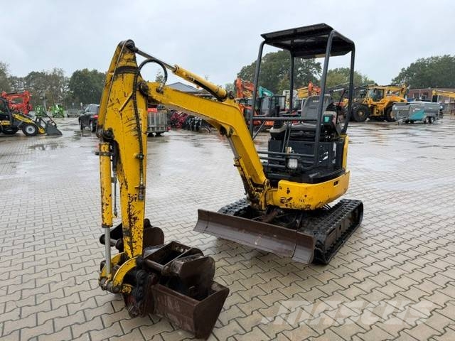 Komatsu PC 16 R-3 Mini bagri <7t