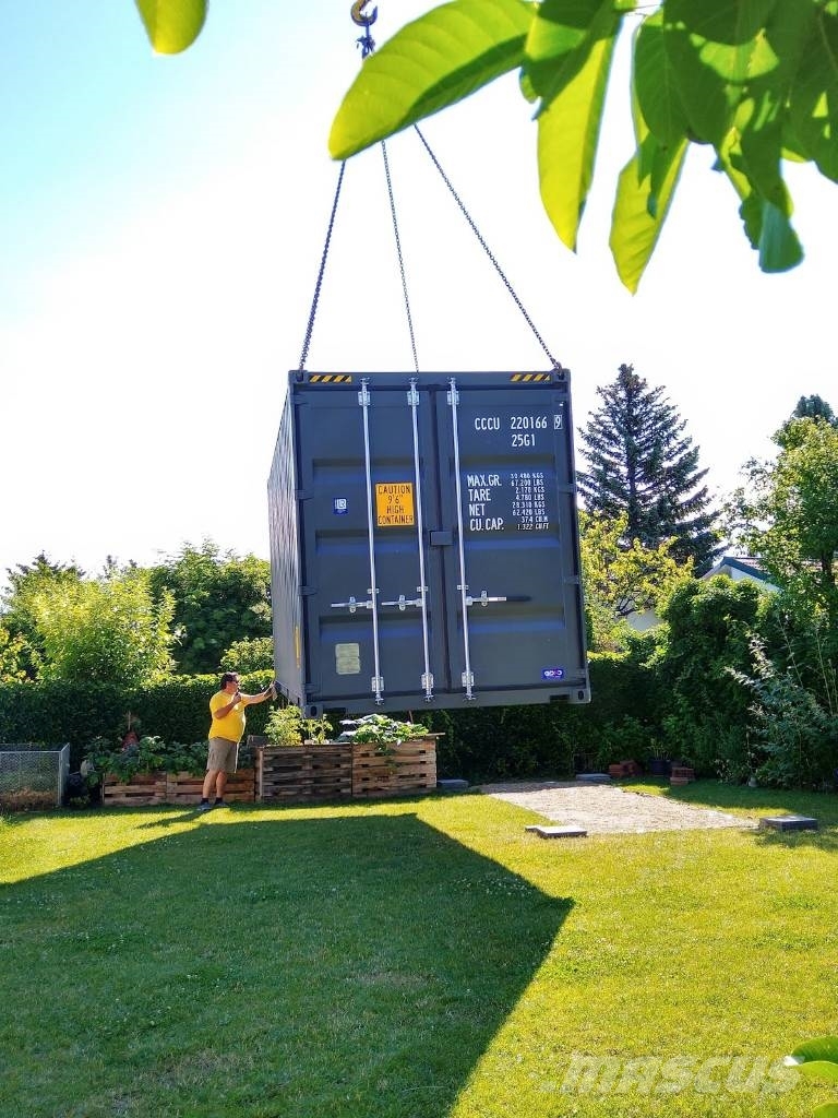 20 Boxen / HC Frist Trip Container, 2021, Spillern, Austria ...