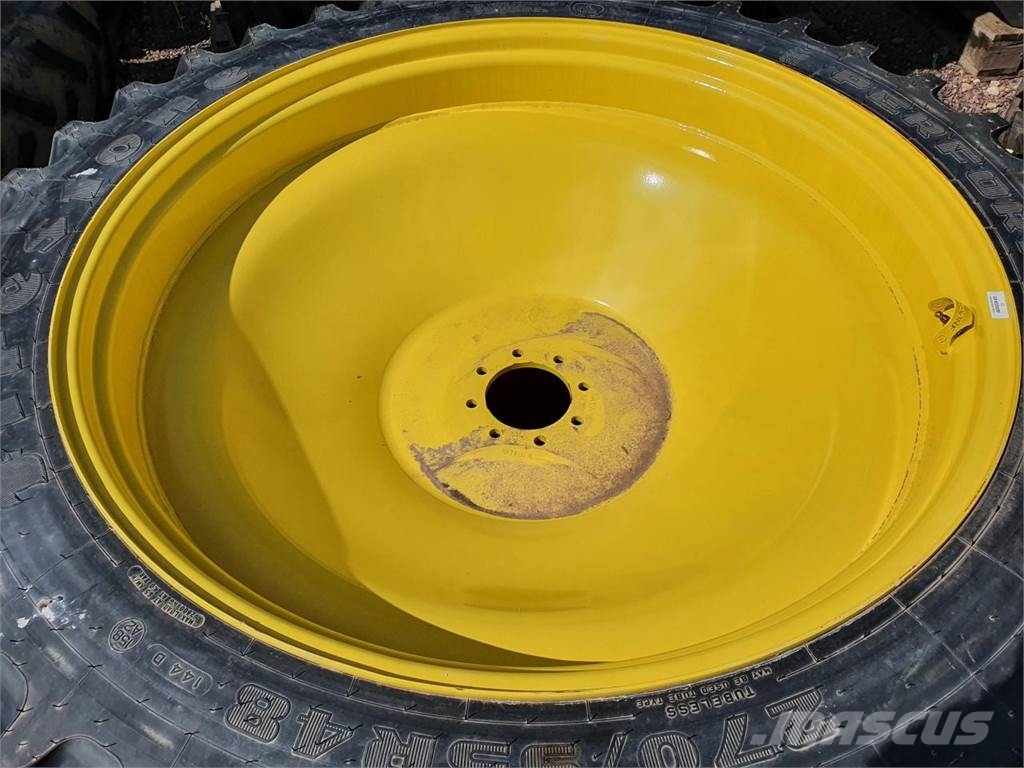 Firestone 270/95R48 x2 Tekerlekler
