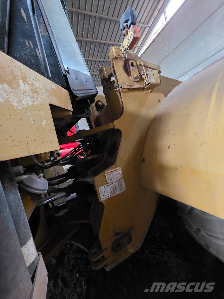 CAT 980 G Rataslaadurid
