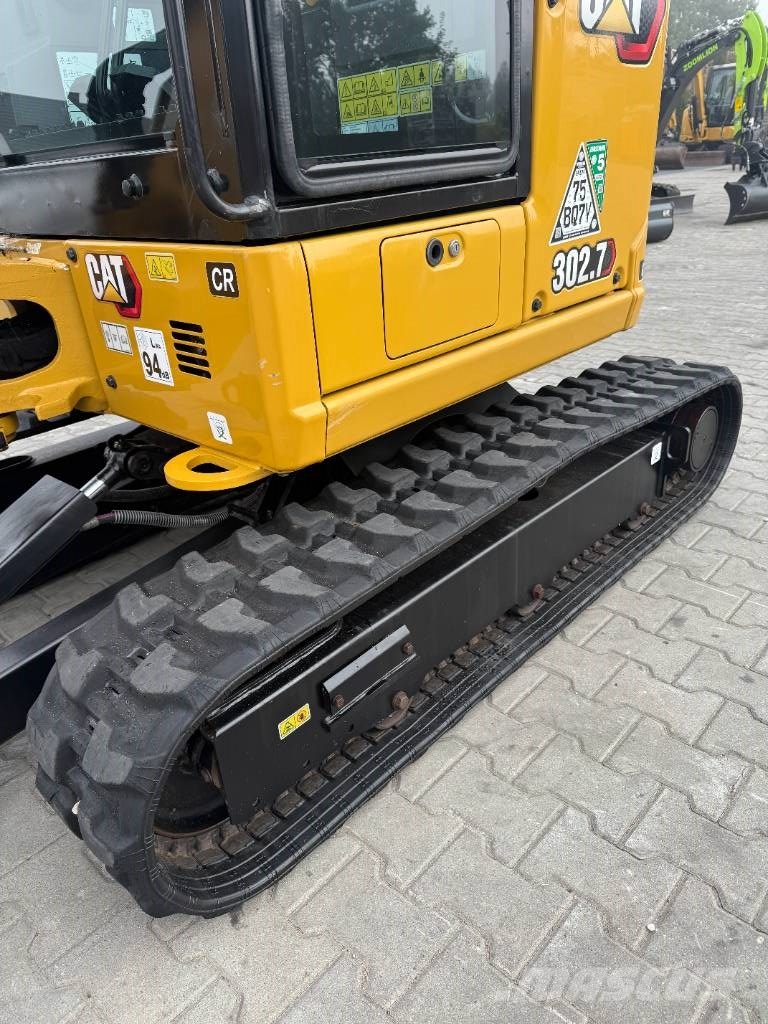 CAT 302.7 CR Mini ekskavatörler, 7 tona dek