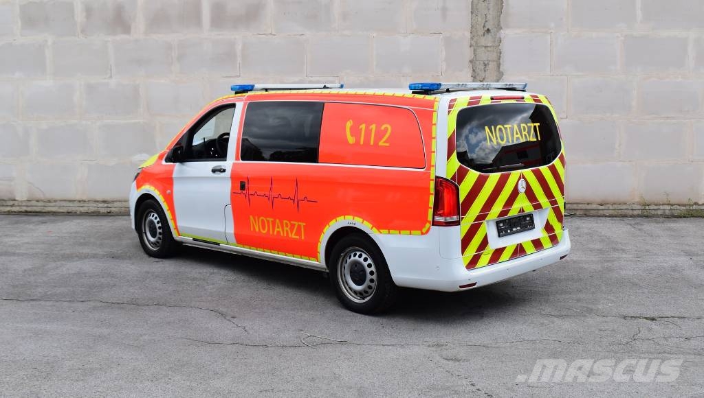 Mercedes-Benz Vito 4x4 Notarzt Einsatzfahrzeug NEF Ambulancias