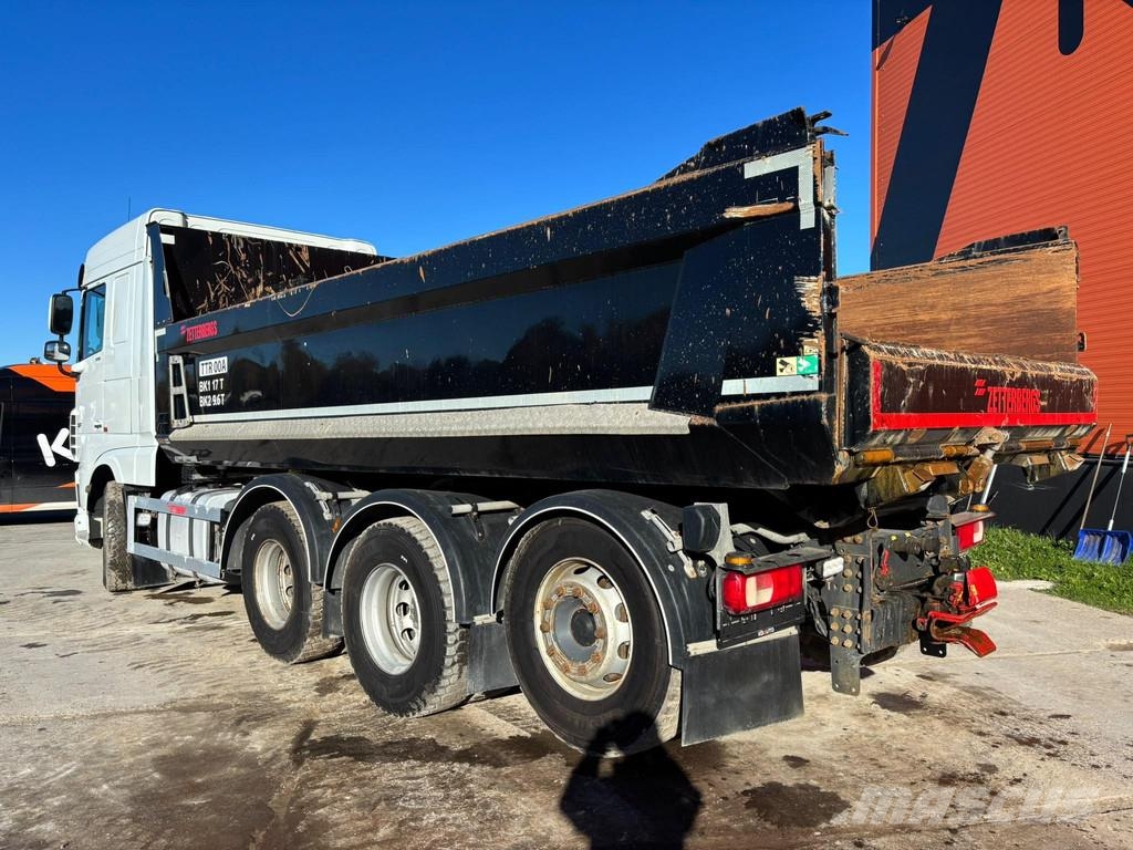 DAF XF 530 8x4*4 BOX L=6036 mm 自卸式货车