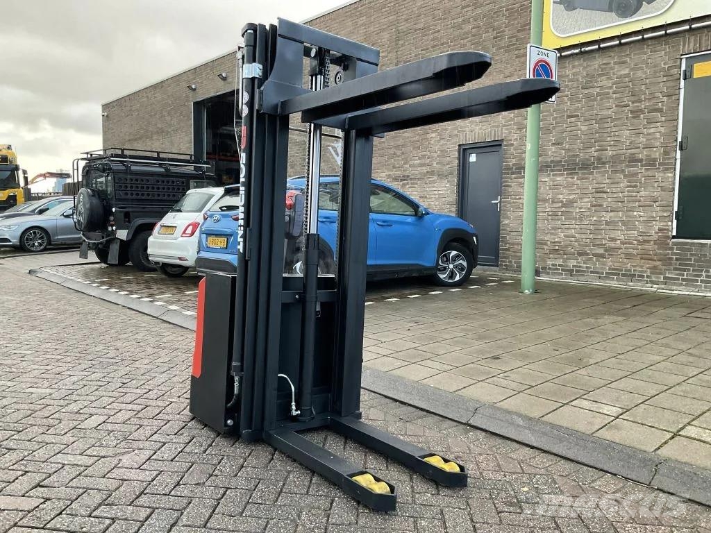 EP WSA161 1600KG 4.50METER STAPELAAR / HEFTRUCK Deichselstapler