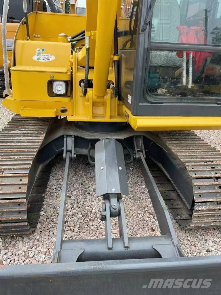 Komatsu PC 70 Mini bagri <7t