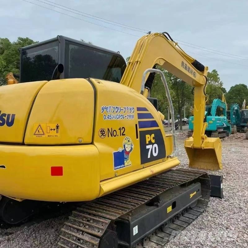 Komatsu PC 70 Mini bagri <7t