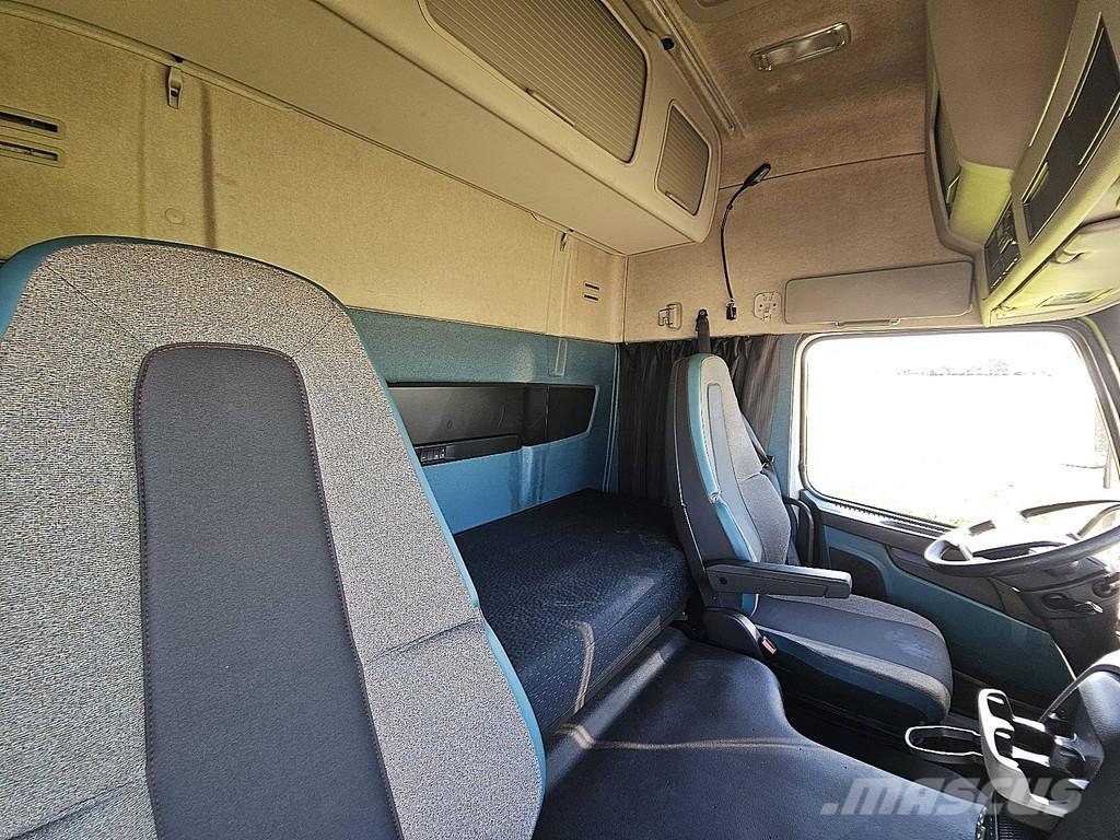 Volvo FM 450 450 Skirts Airco Tegljači