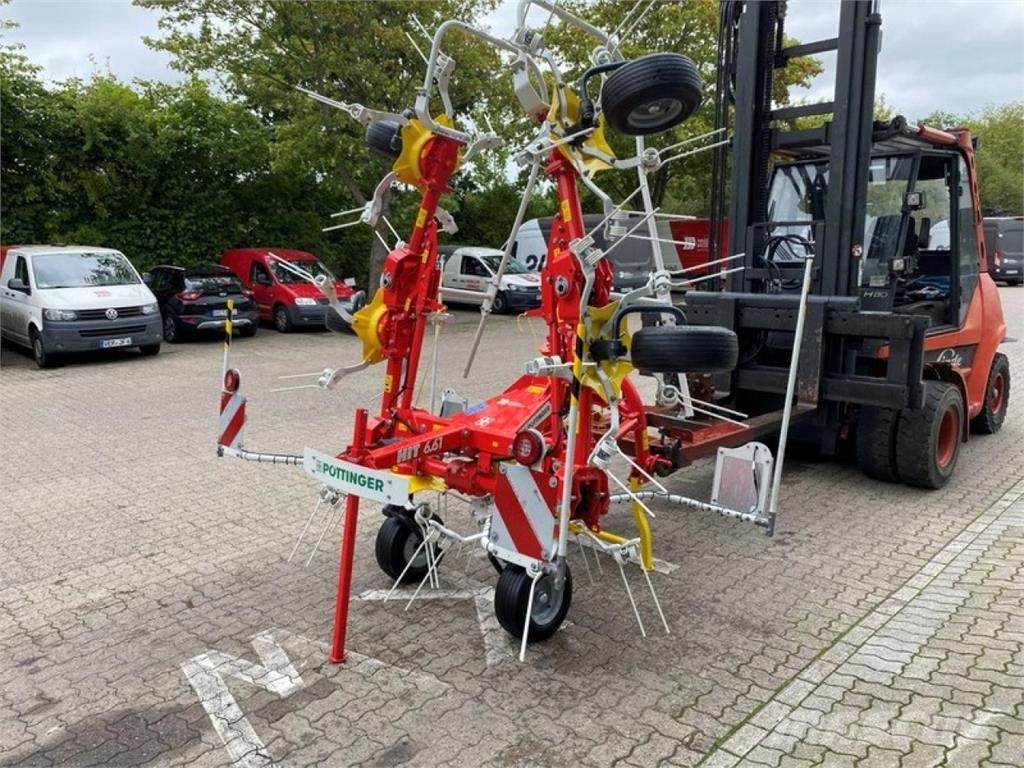 Pöttinger HIT 6.61 Pöyhimet ja haravat