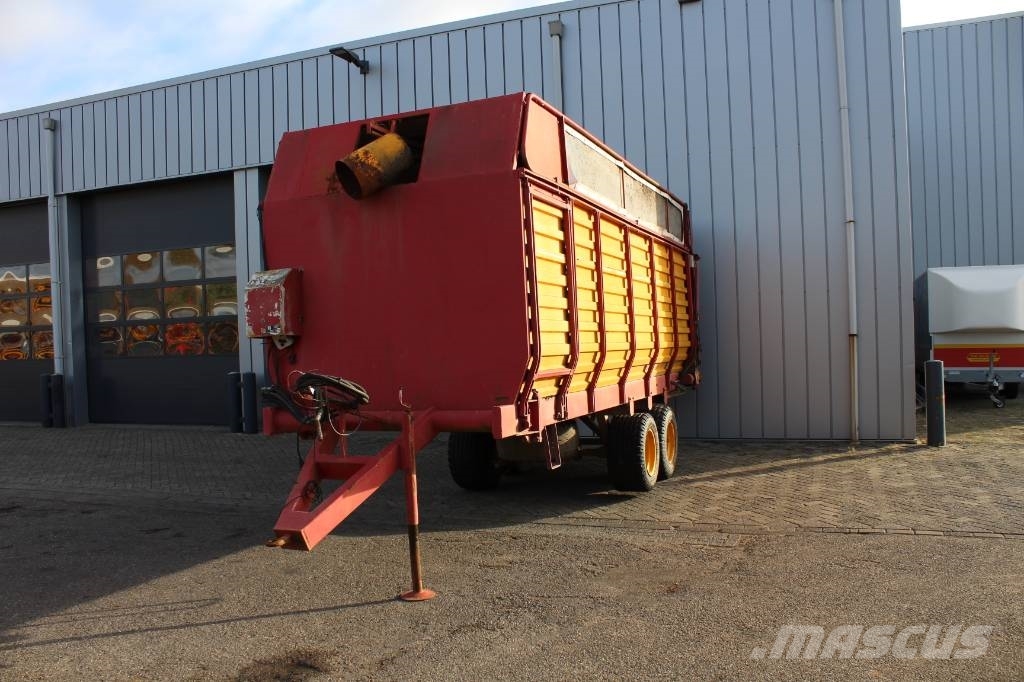 Miedema Opvangwagen مقطورات أخرى