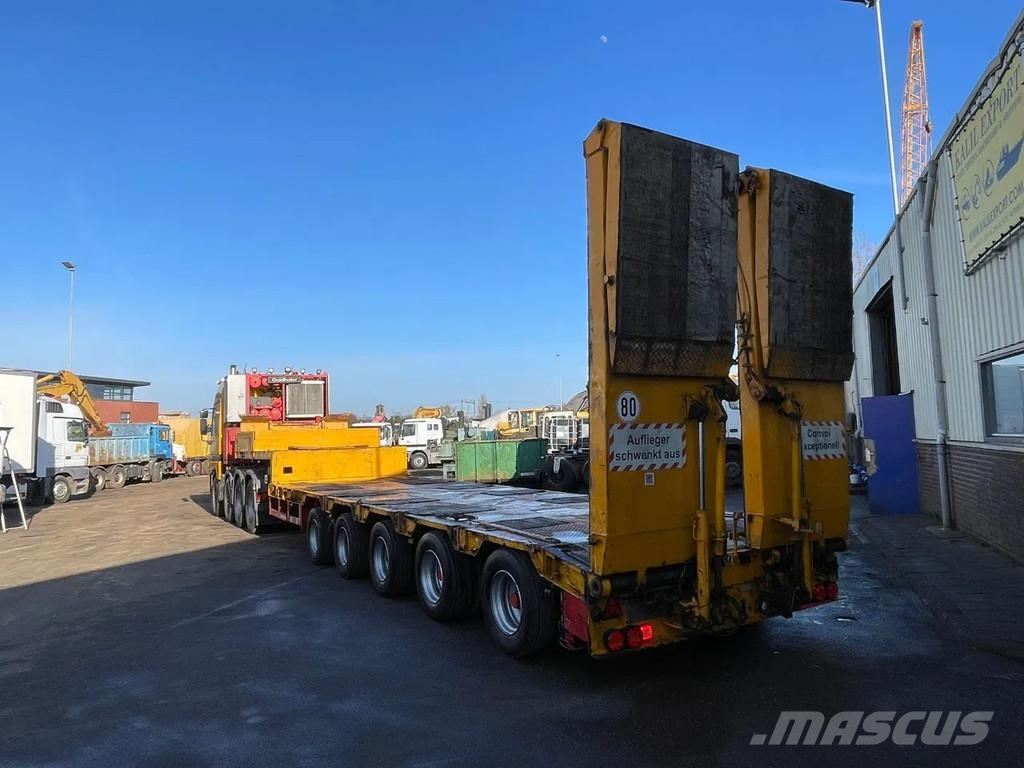 Goldhofer STZ-L5-54 Lowbed with Ramps 5 Axle 4 Steerin Axle Low loader-semi-trailers