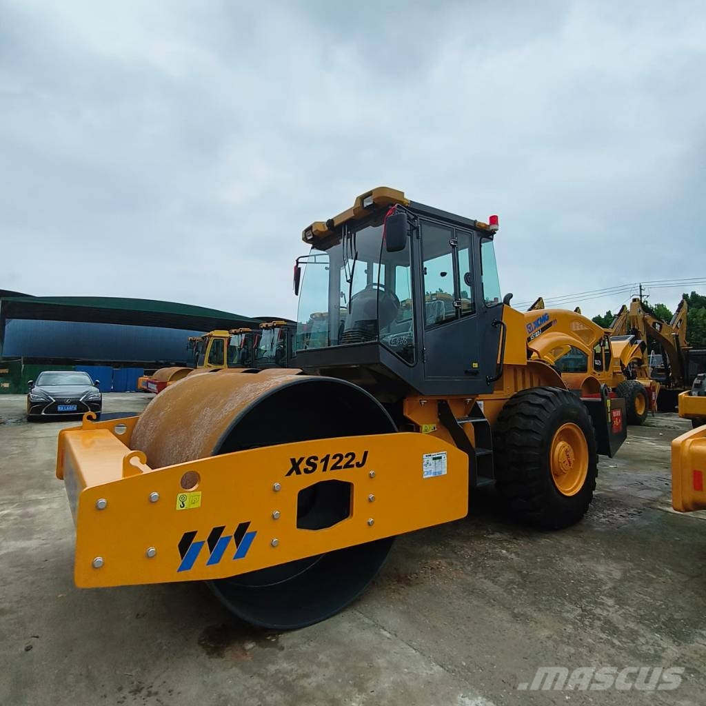 XCMG XS 122 Rouleaux monocylindre