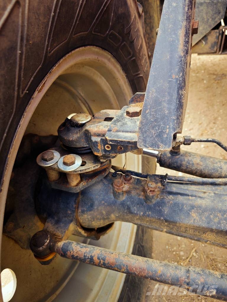 CASE Maxxum 140 Traktorok