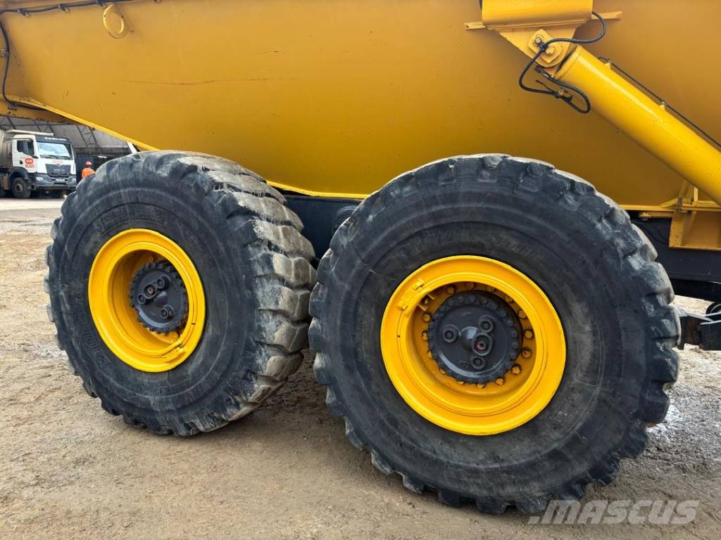 Komatsu HM300 Articulated Haulers