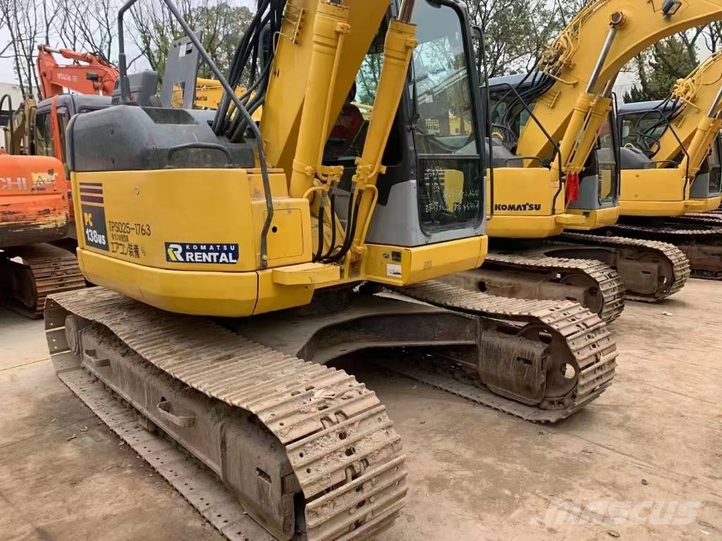Komatsu PC 138 US 中型挖掘机