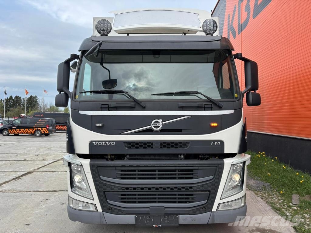 Volvo FM 370 6x2*4 MITSUBISHI TU100 / BOX L=9391 mm Temperature controlled trucks