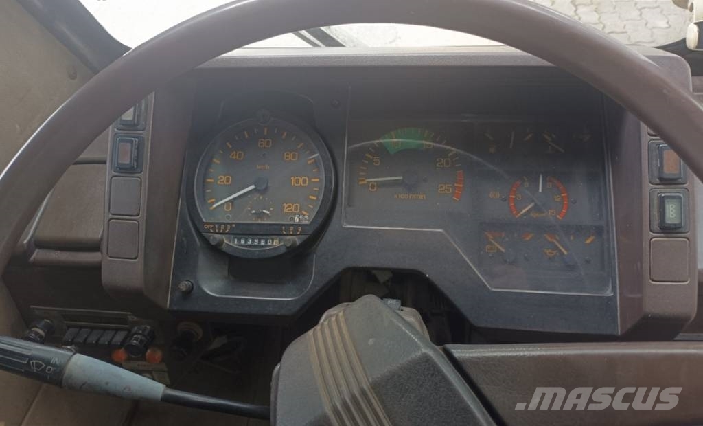 Kato NK 200 H V Γερανοί ανώμαλου εδάφους