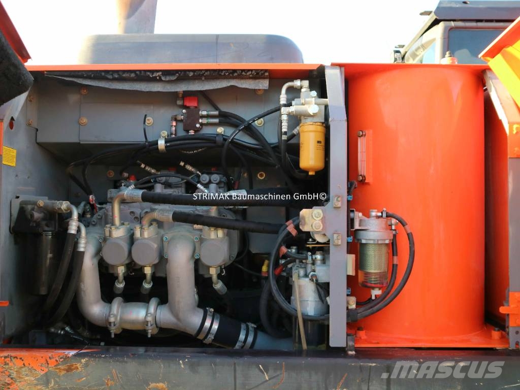 Hitachi ZX 210 LC-5B Excavatoare pe șenile