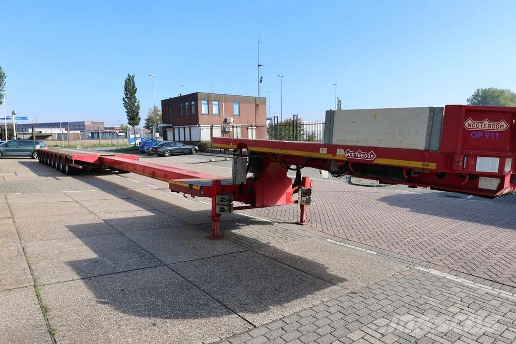 Nooteboom MCO-121-08V, double extendable 8-Axle Semi-Trailer Diepladers