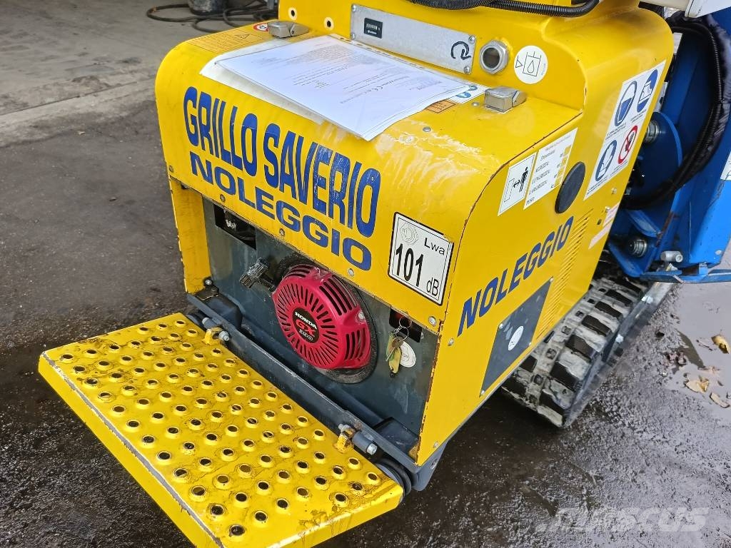 kegiom 350 4E hybride minicrane maeda jekko 2,400 kg Mini cranes