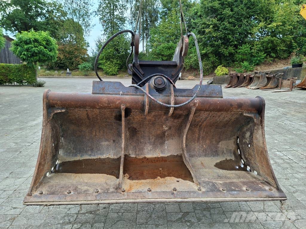 Trevibenne tiltingbucket / kantelbak CW 40 / 20-30 tonne exca Kanalak