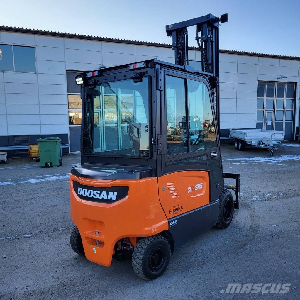 Doosan B 35 X-7 3500 kg 4805 mm HYR-KÖP Elektrische heftrucks