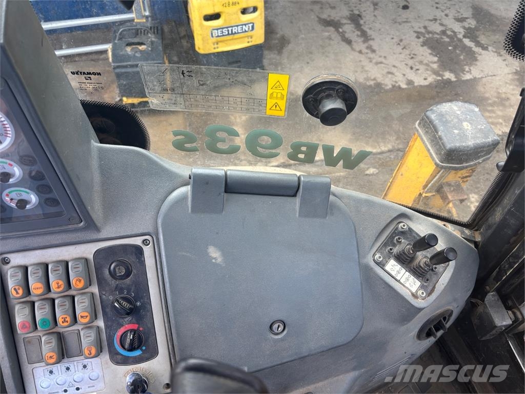 Komatsu WB 93S-5EO Ostalo za građevinarstvo
