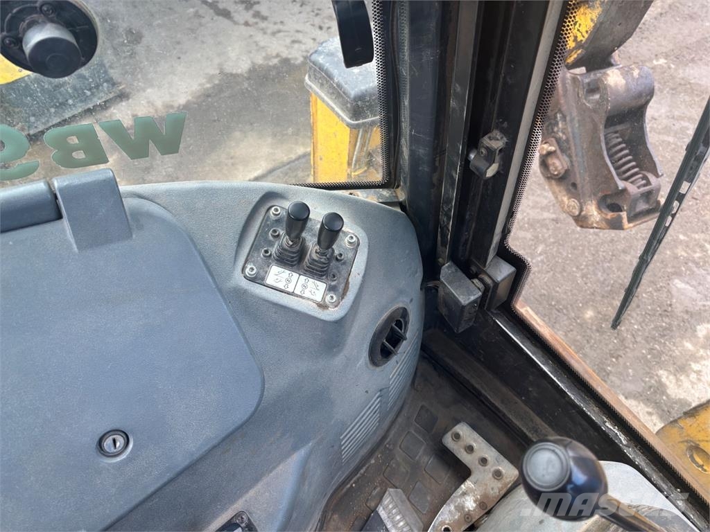 Komatsu WB 93S-5EO 4X4 建筑机械-其他