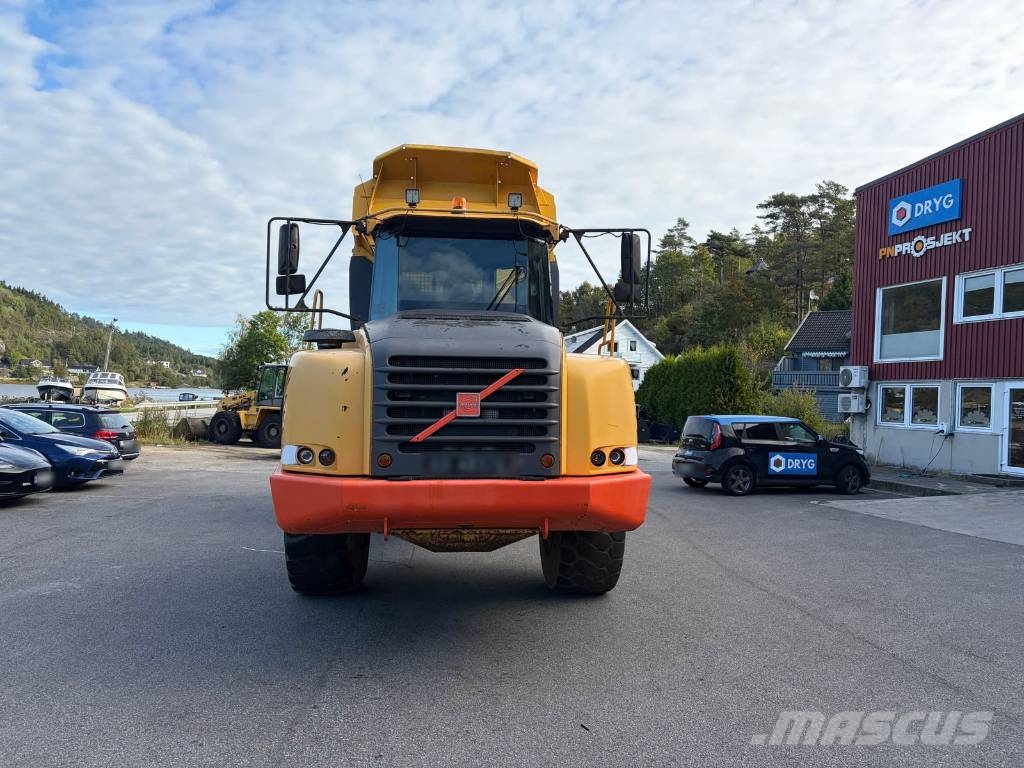 Volvo A 25 D Zglobni damperi