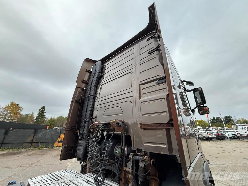Volvo FH 500 6x2 GLOBE XL / HYDRAULICS Vlačilci