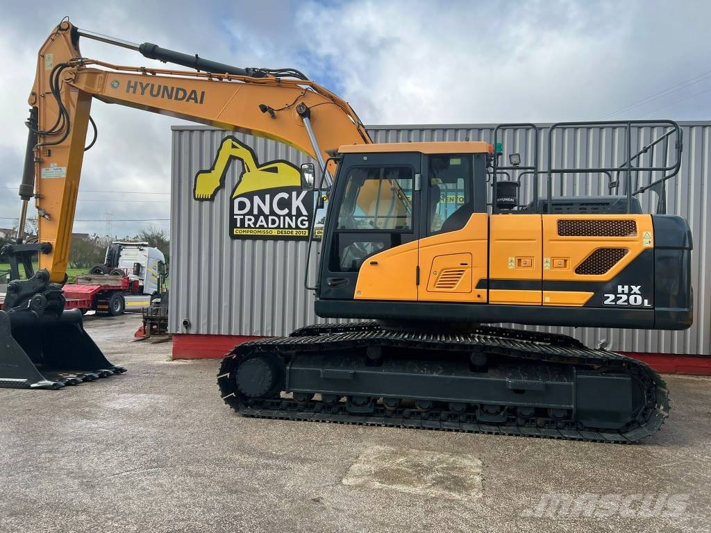 Hyundai HX 220 L Bageri guseničari