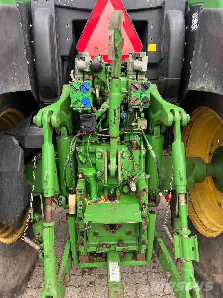 John Deere 6210 R AutoPower Traktorer