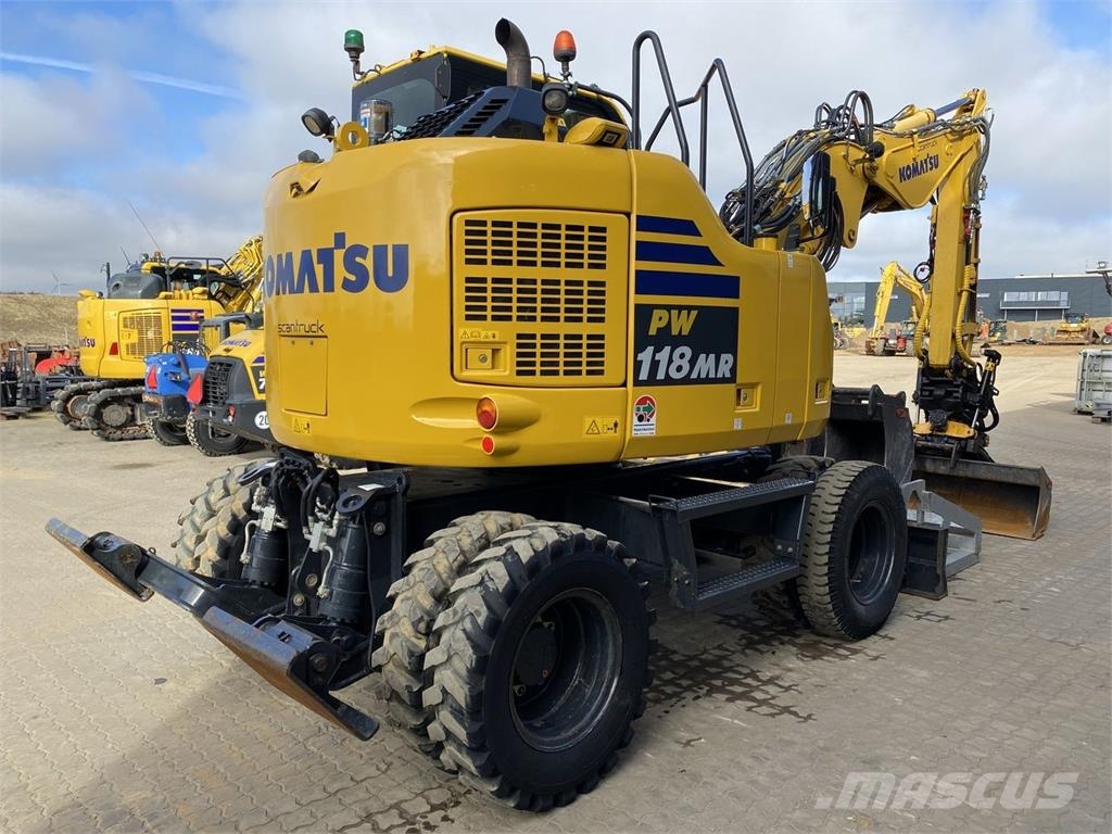 Komatsu PW118MR-11 Ekskavatori uz riteņiem