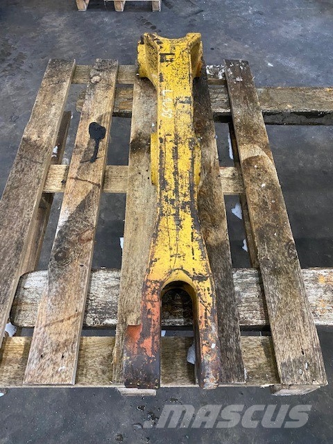 CAT 907 BUCKET LINK Lanças e braços