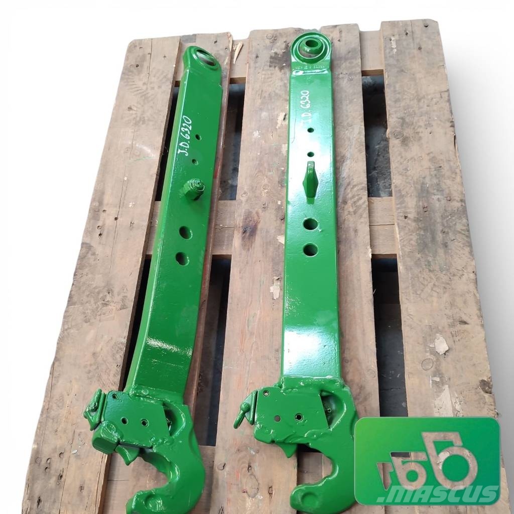 John Deere 6320 Arm Lifting arm Hook Lower link AL117717 AL16 Podvozky a zavěšení kol