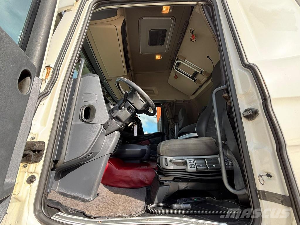 Scania R730 6x4 RETARDER 厢式货车